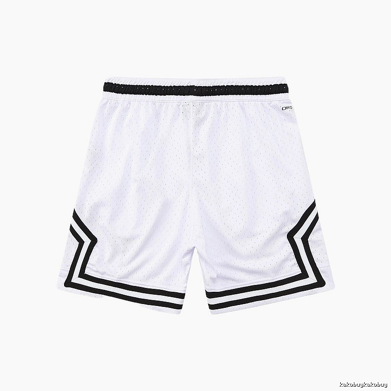 AJ sporty black and white shorts