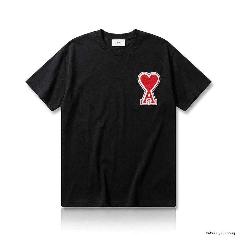 Ami's minimalist style black T-shirt with a heart design