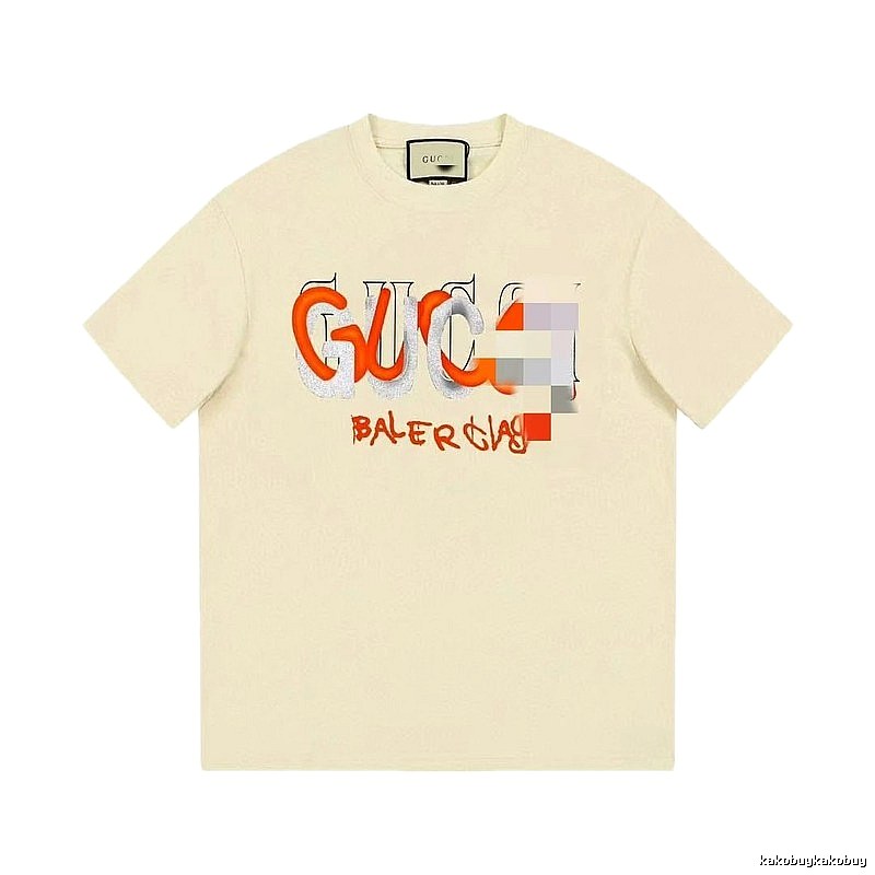 Balenciaga Co-branded Graffiti-style Beige Short-sleeve T-shirt