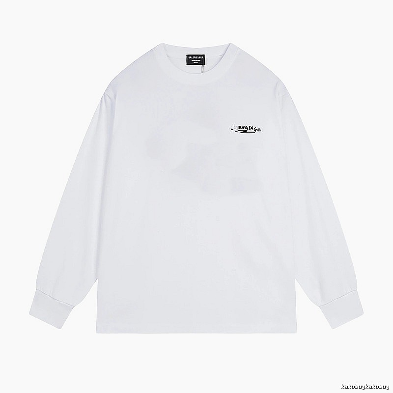 Balenciaga minimalist style white T-shirt
