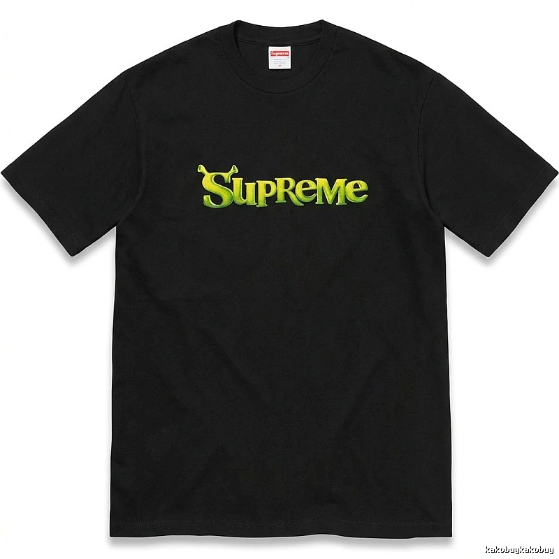 Black T-shirt with Supreme letter print