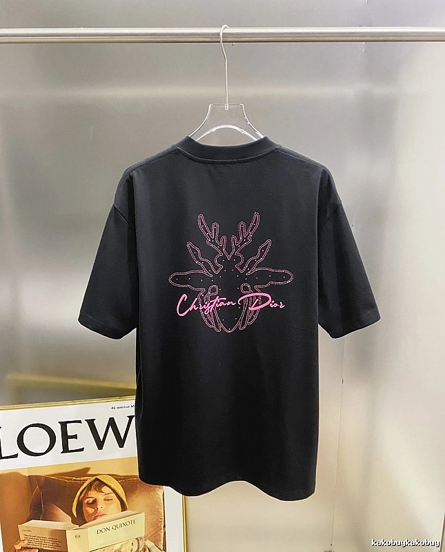Dior Christmas-style black T-shirt