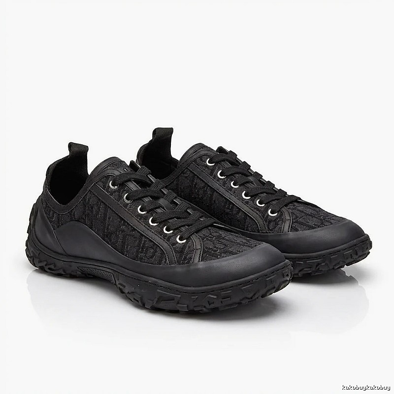 Dior retro-style black sneakers