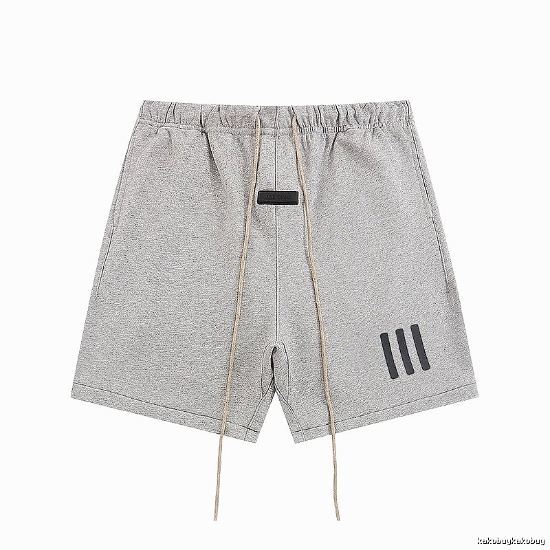 ESSENTIALS minimalist style grey shorts