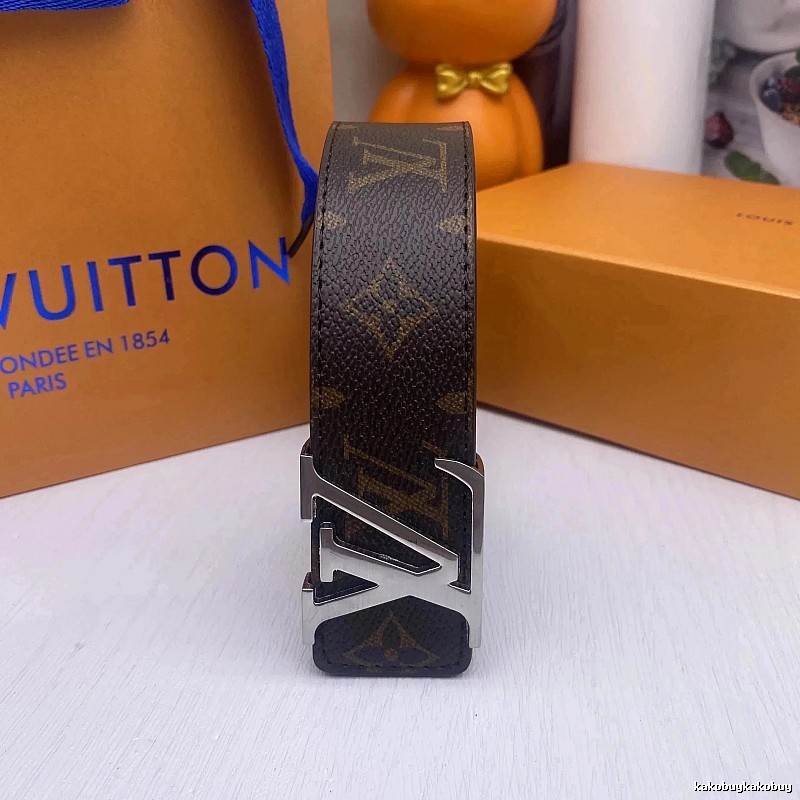 Louis Vuitton Weekend Accessory Focus Monogram Belt Gift Ready