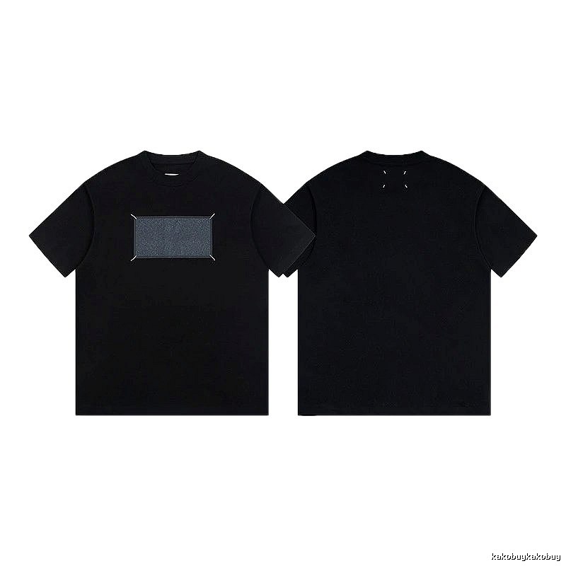 Maison Margiela Stitched Minimalist Style Black Short-sleeve T-shirt