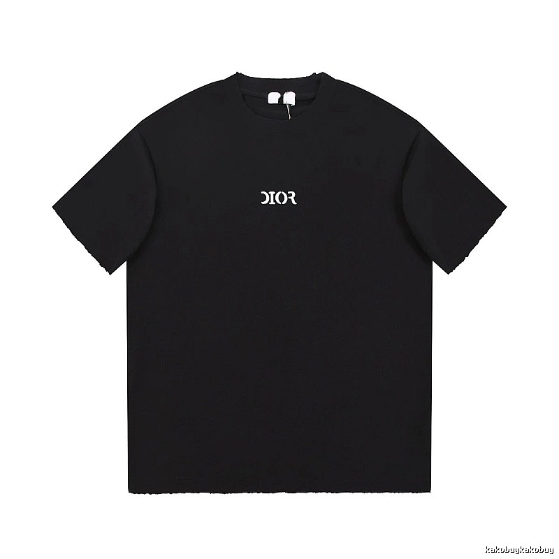 Minimalist Black Short-sleeve T-shirt with Dior Lettering