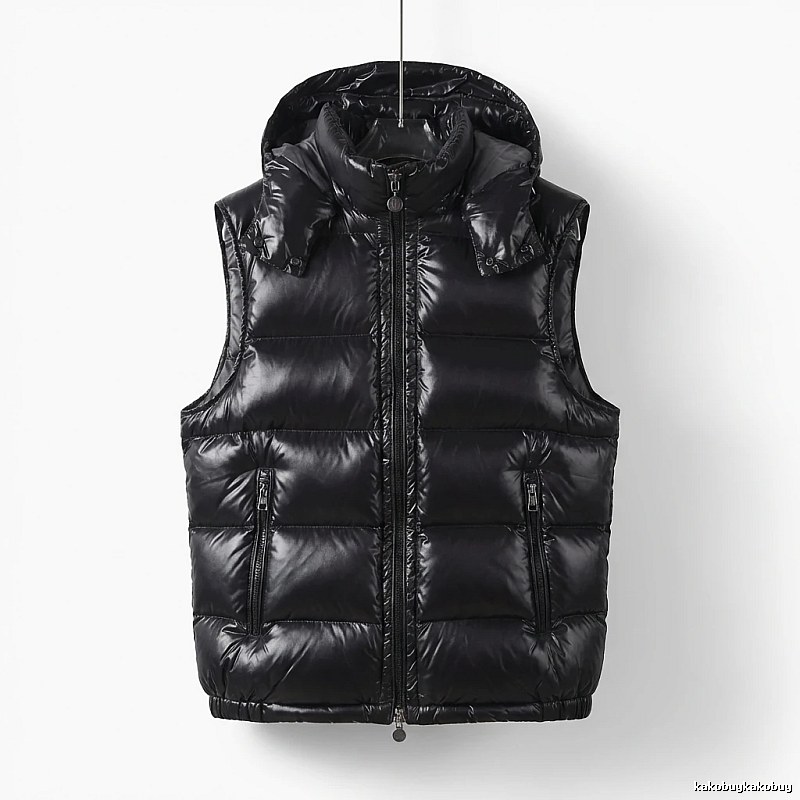 Moncler black stylish down vest