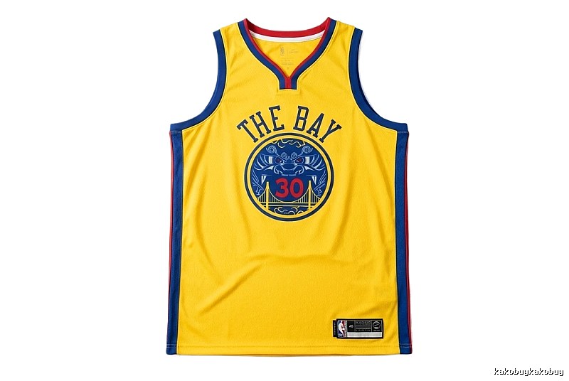 Stephenen Curry's yellow and blue retro-style jersey