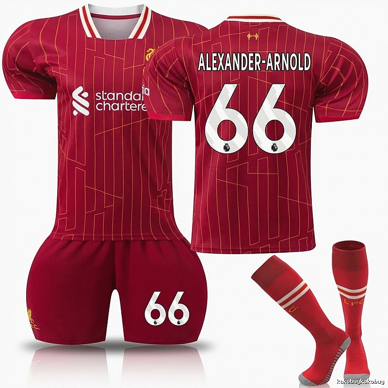 The red jersey of LFC's Alexander-Arnold